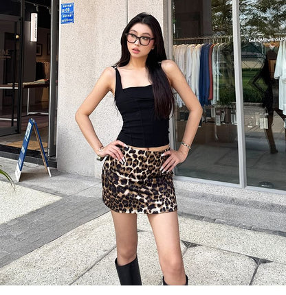 Leopard Print Mid Rise Pencil Mini Skirt