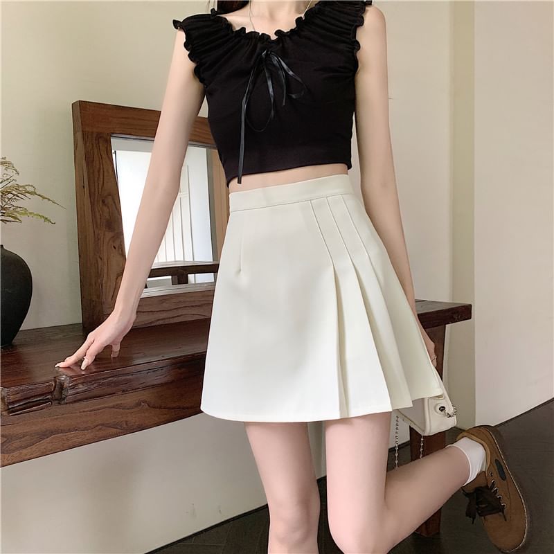 Pleated Asymmetrical Mini Skirt with Solid Fabric