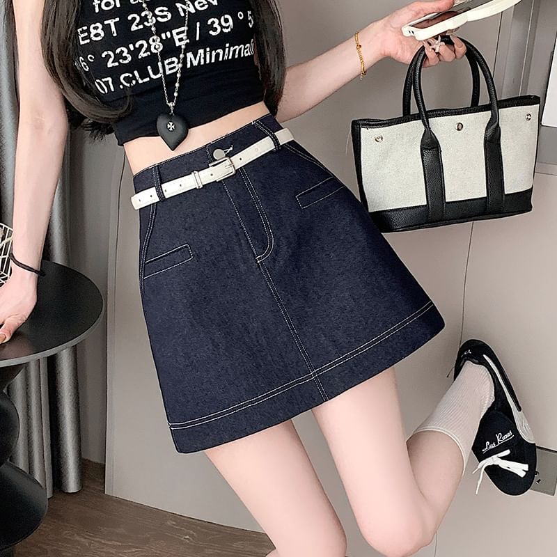 Contrast Stitch Denim Mini Skirt with High Rise