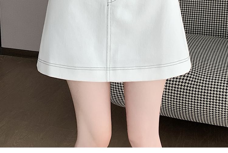 Contrast Stitch Denim Mini Skirt with High Rise