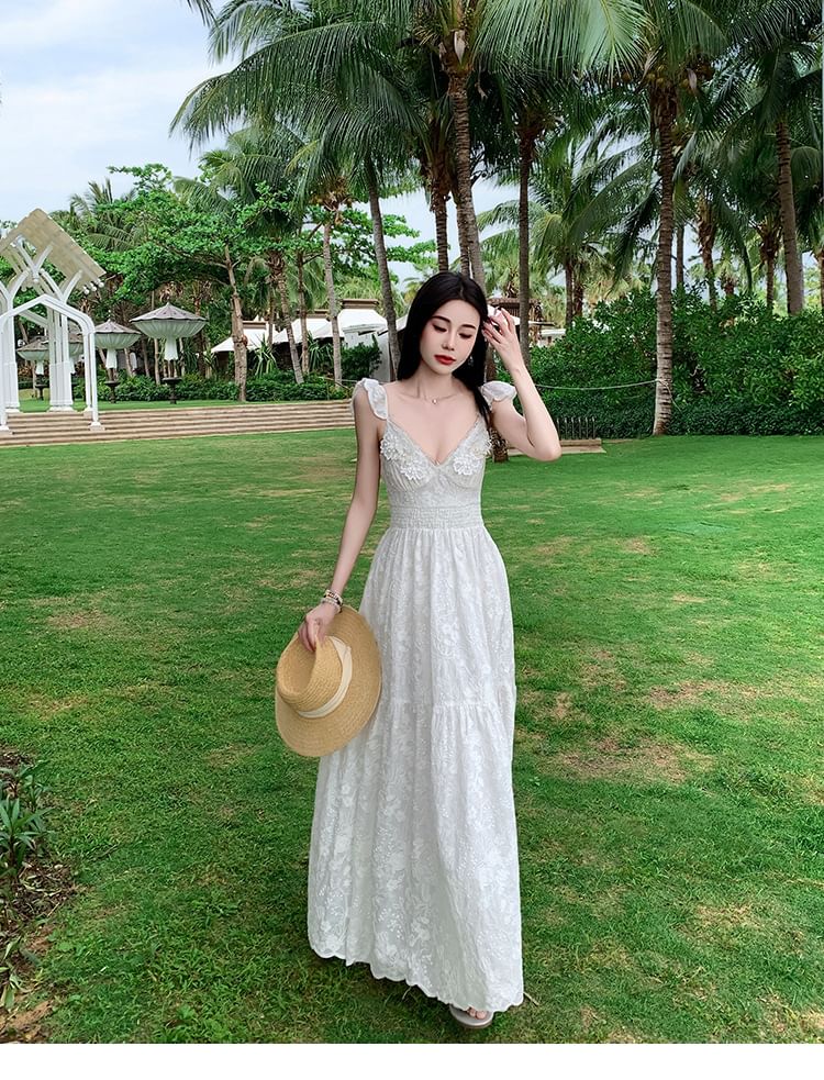 Tiered Lace Cap-Sleeve A-Line Maxi Dress
