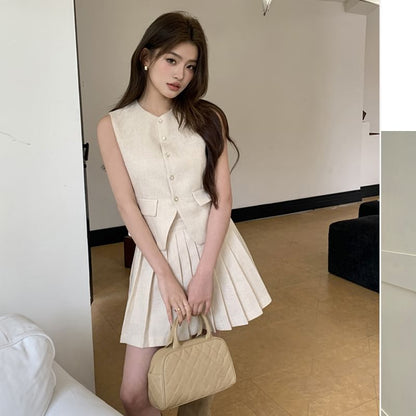 Buttoned Vest with Round Neck and Pleated Mini Skirt Set