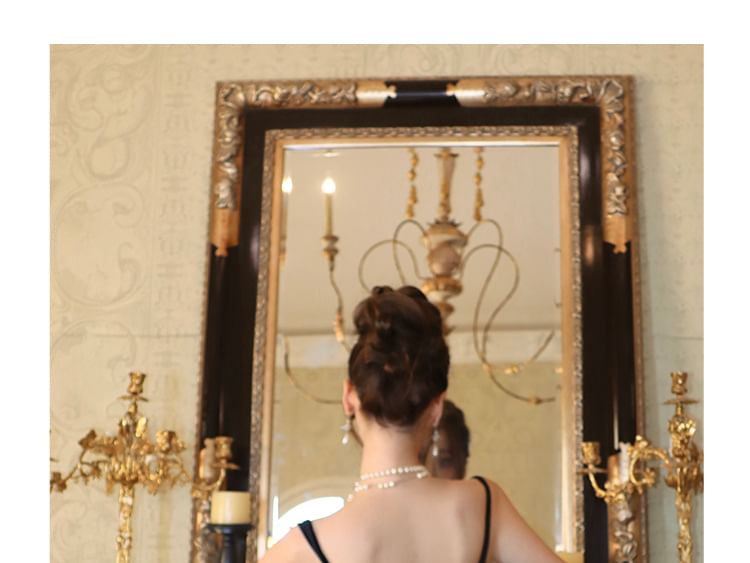 Open Back Ruched Velvet Spaghetti Strap Mermaid Dress