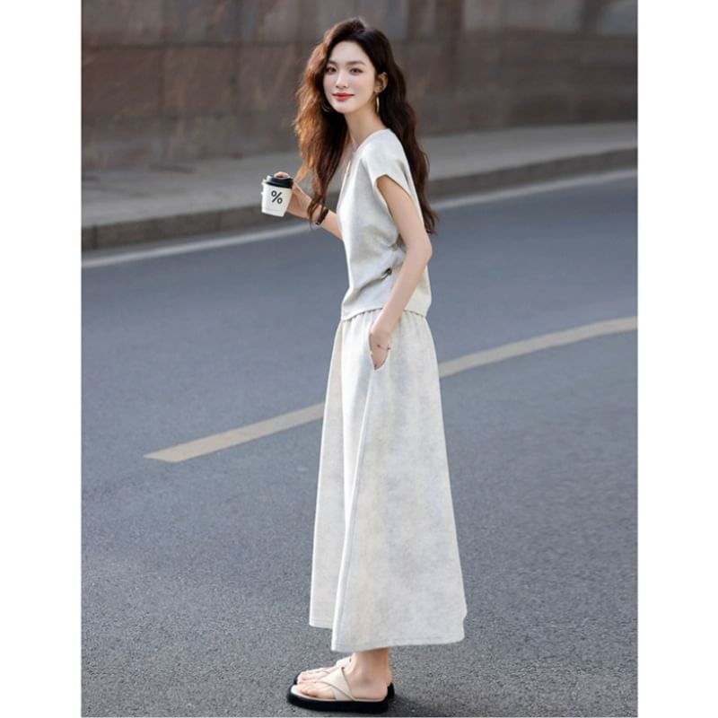 Tie-Dye Crew Neck Tee with Ruched Sleeves and Maxi Skirt Set