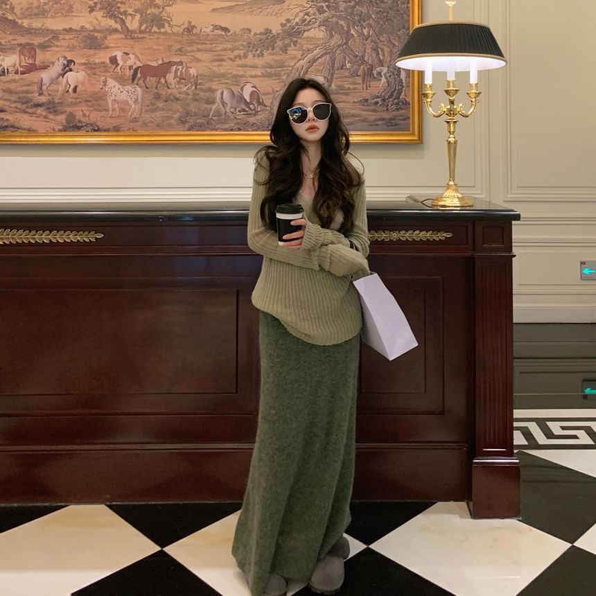V-Neck Knit Long-Sleeve Top with High Waist Maxi Skirt
