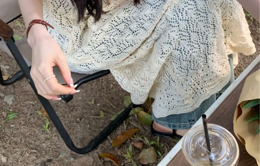Lace V-Neck Sleeveless Shift Maxi Dress