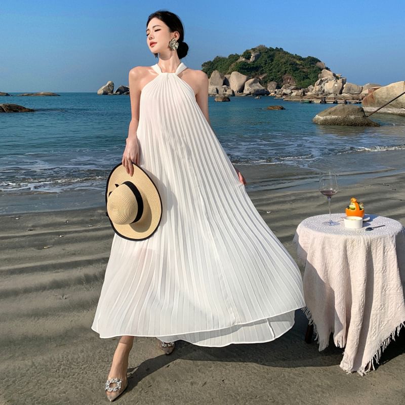 Plain Halter Neck Accordion Pleated Maxi Sundress