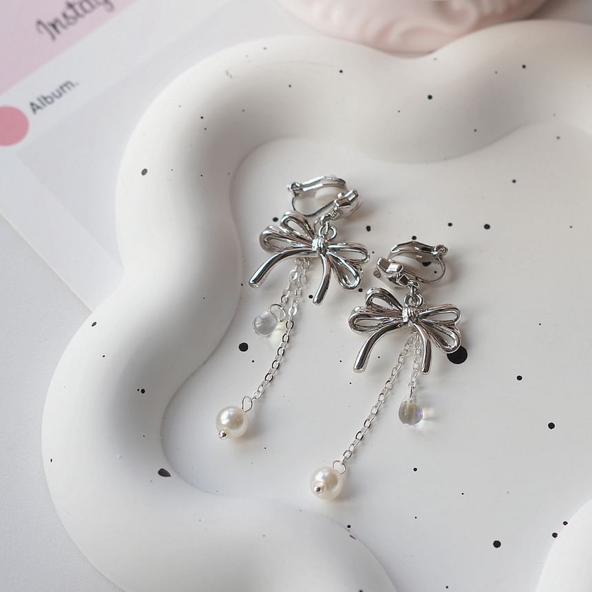 Clip-On / Pearl Drop Silver Faux Sterling 925 Bow Earring