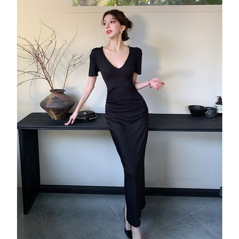 Short Sleeve V-Neck Plain Bodycon Maxi Dress