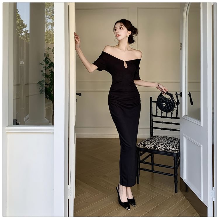 Short Sleeve V-Neck Plain Bodycon Maxi Dress