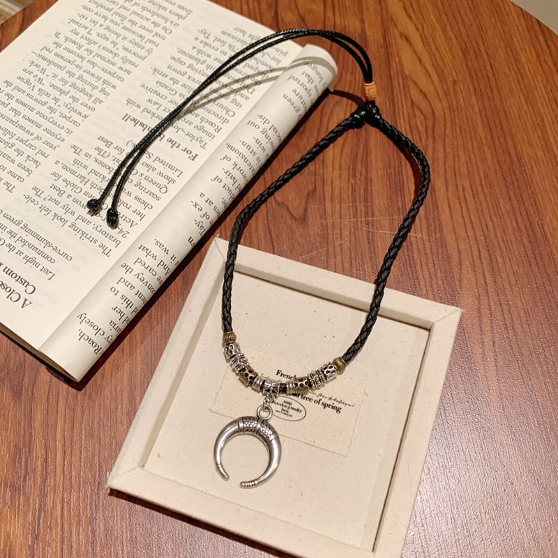 Necklace Pendant Moon Crescent