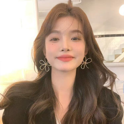 Floral Stud Alloy Earring Wirework