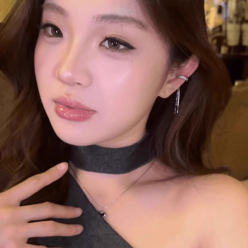 Stud Rhinestone Ear Cuff