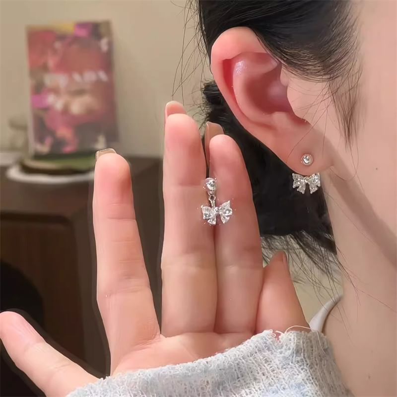 Bow Jacket Rhinestone Ear