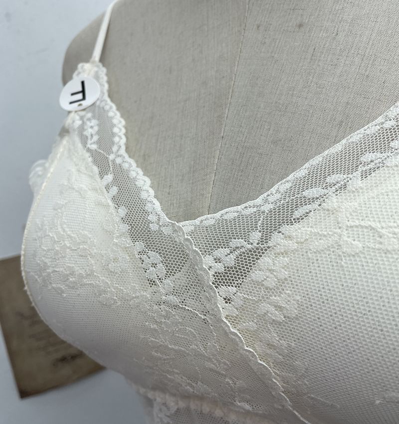 Padded Lace V-Neck Crop Camisole