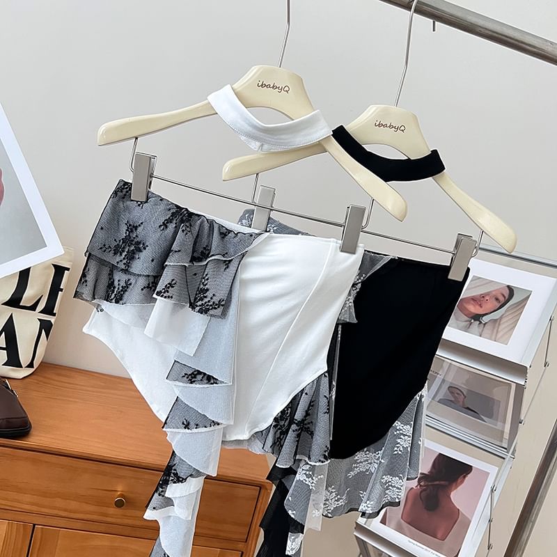 Set: Asymmetrical Lace Panel Ruffle Trim Crop Tube Top + Choker