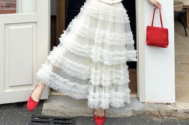 Cap-Sleeve Square Neck Lace-Up Plain Crop Top / High Rise Frill Trim Tiered Mesh Maxi A-Line Skirt