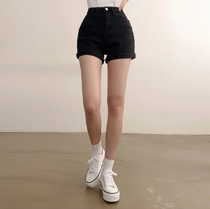 High Waist Washed Roll Up Hem Denim Hot Pants