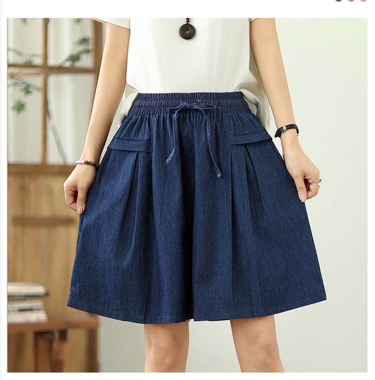 Drawstring Waist Washed Denim Shorts