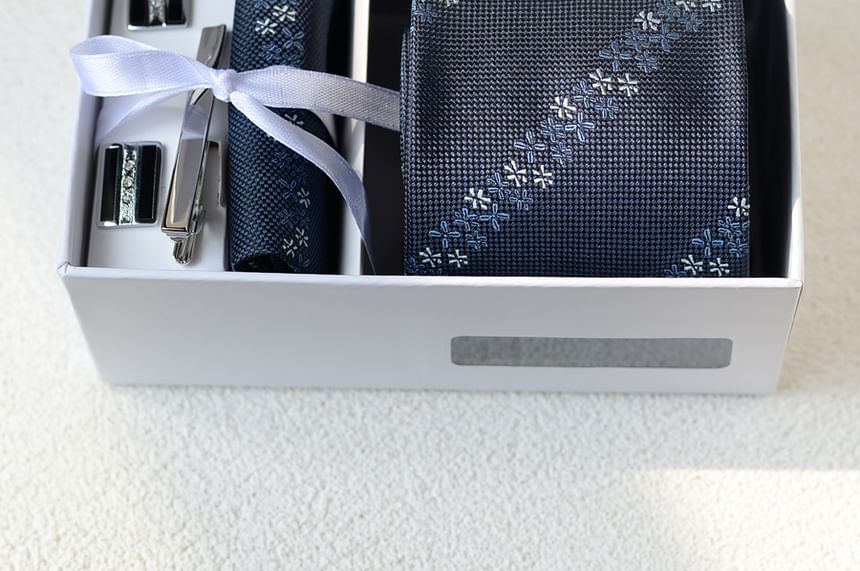 Jacquard Neck Tie / Pocket Square / Tie Clip / Cufflinks / Set (Various Designs)