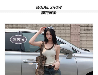 Mid Rise Denim Hot Pants
