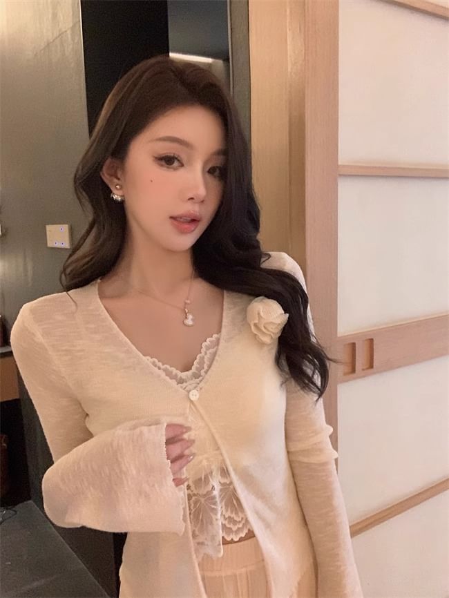 V-Neck Padded Lace Crop Cami Top