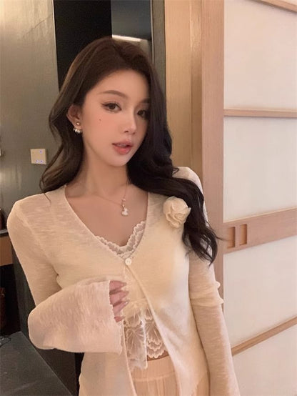 V-Neck Padded Lace Crop Cami Top