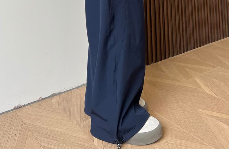 Elastic Waist Plain Drawstring Hem Wide Leg Cargo Pants