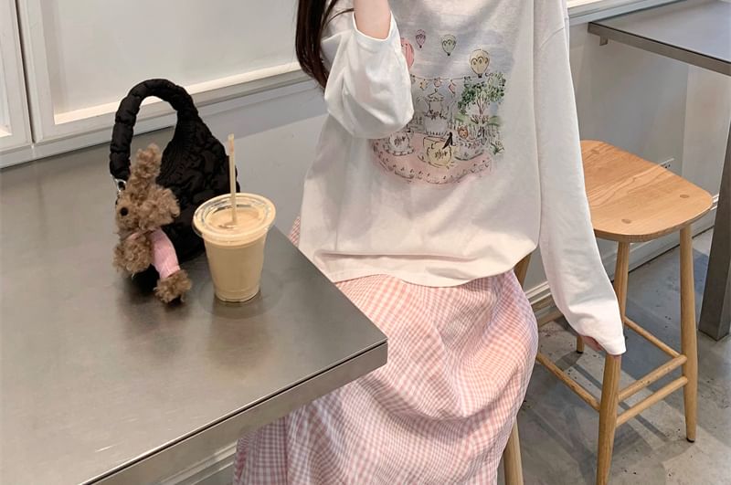 Long-Sleeve Round Neck Printed Tee / High Rise Gingham Lace Trim Midi A-Line Skirt