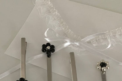 of Hair 2: Beaded Set Flower Clip