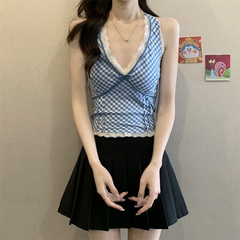 Sleeveless V-Neck Plaid Lace Trim Top