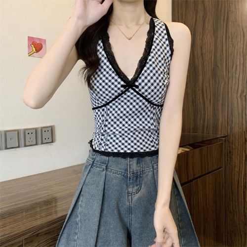 Sleeveless V-Neck Plaid Lace Trim Top