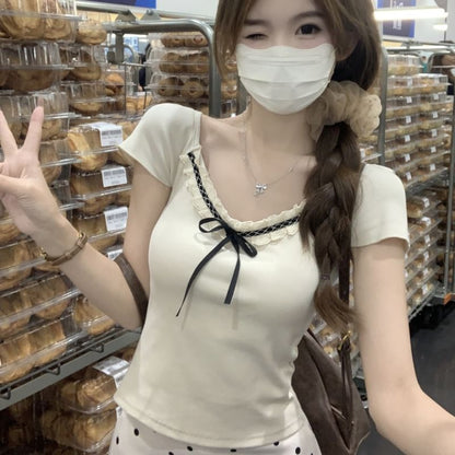 Short-Sleeve V-Neck Plain Lace Trim Tee