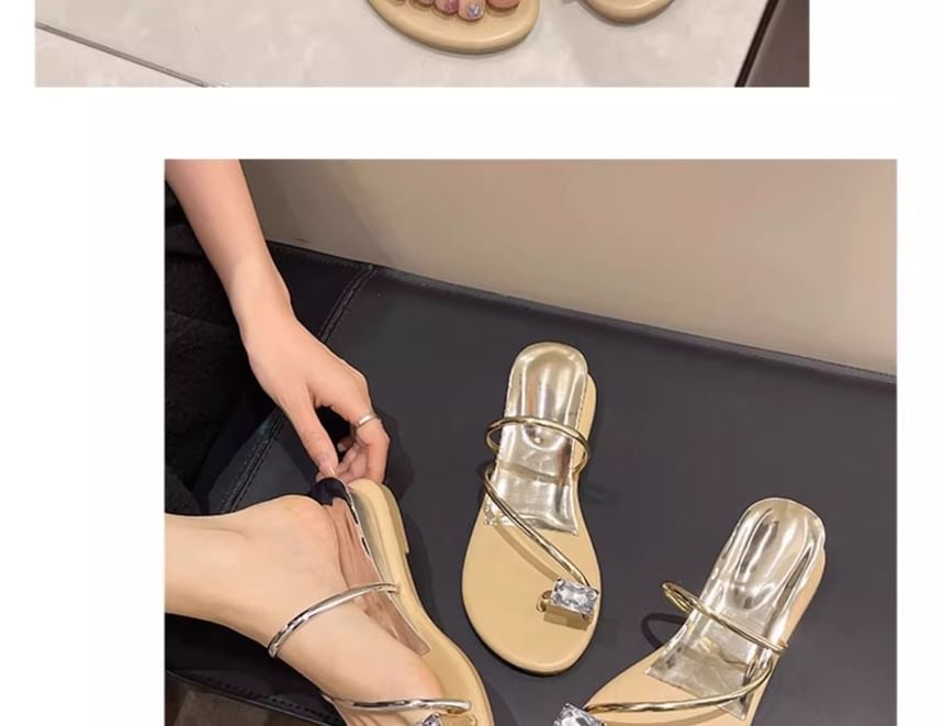 Wedge Heel Rhinestone Toe Loop Sandals