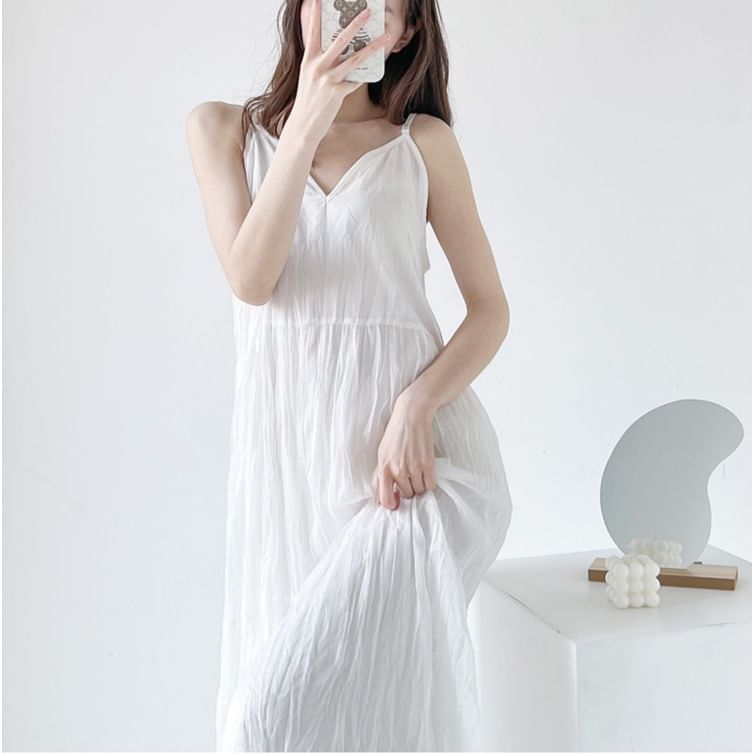Spaghetti Strap V-Neck Plain Crinkle Panel Maxi A-Line Dress