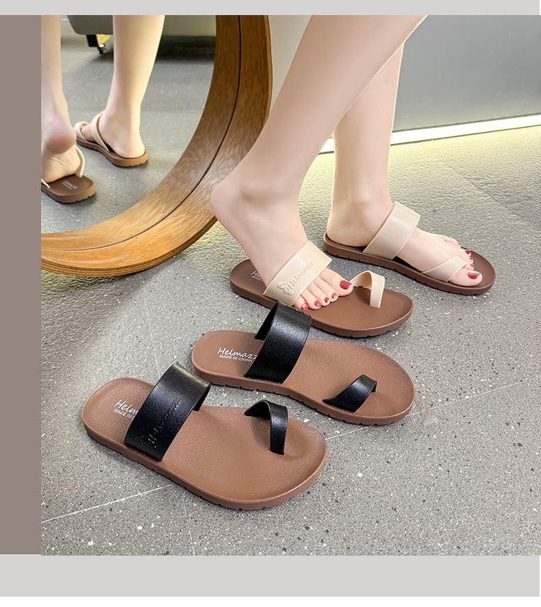 Platform Toe Loop Slide Sandals