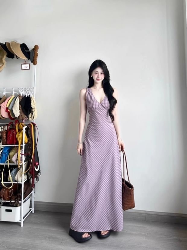 Plaid V-Neck Sleeveless A-Line Maxi Dress