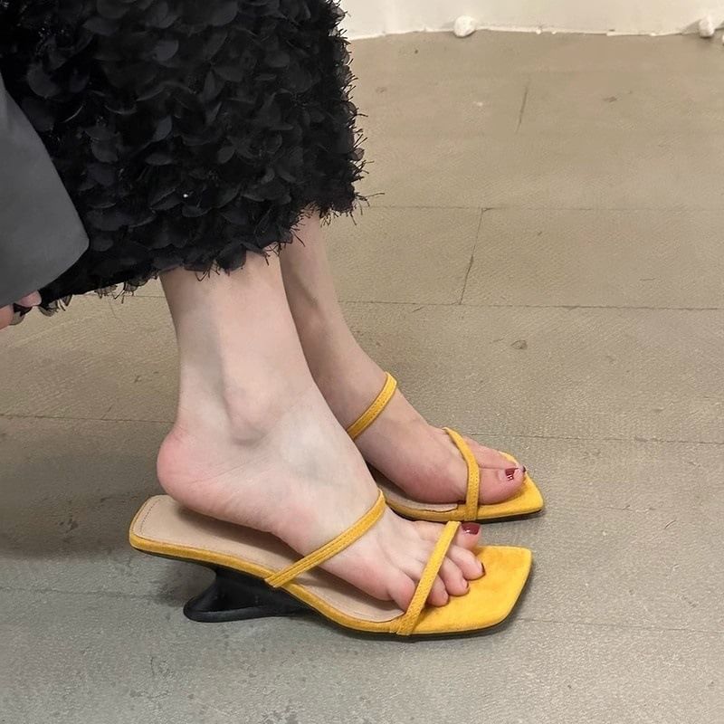 Low Heel Square Toe Strap Sandals