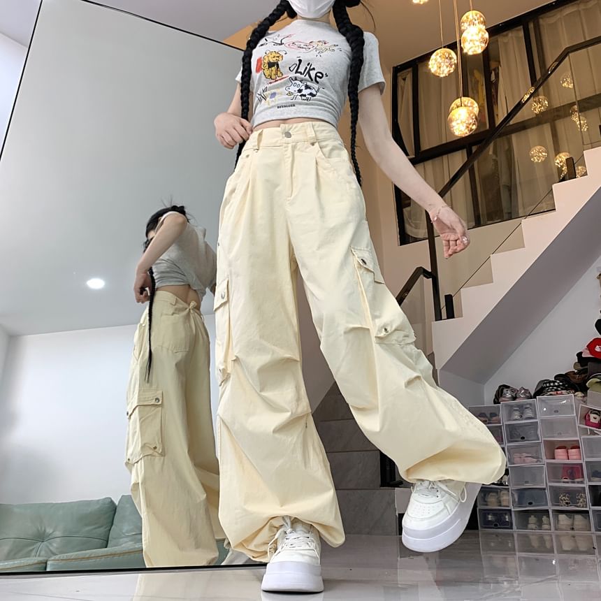 Mid Rise Plain Baggy Cargo Pants