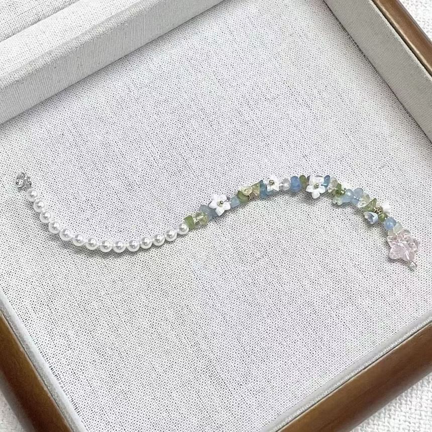 Floral Pearl Star Faux Bracelet