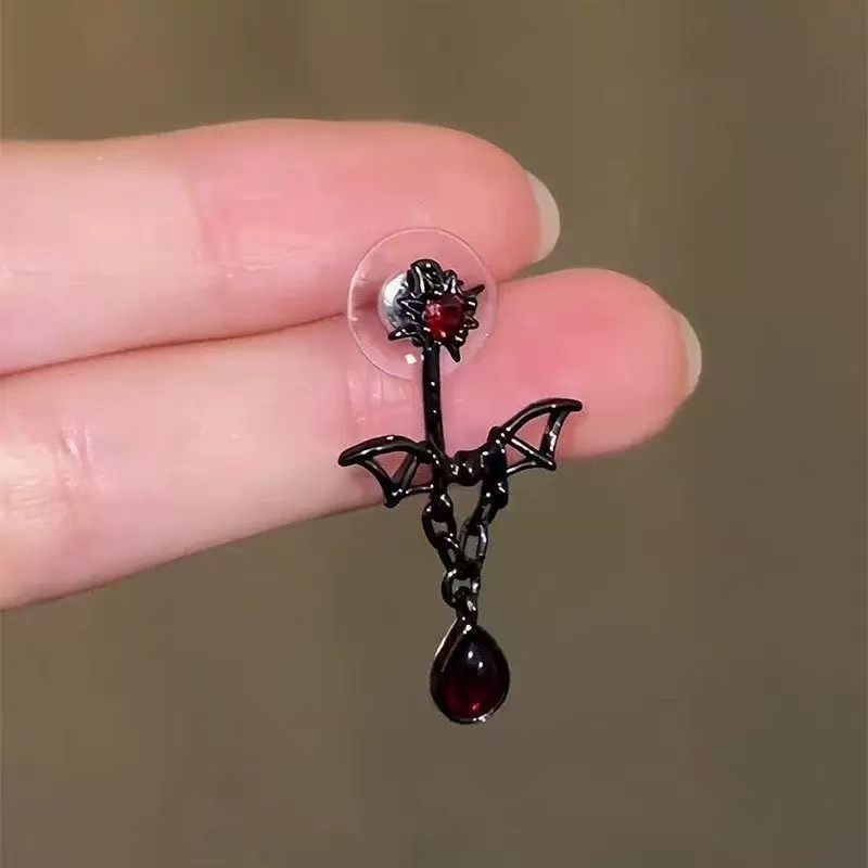 Rhinestone Alloy Bat Earring Dangle