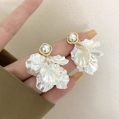 Earring Petal Pearl Faux Statement Alloy