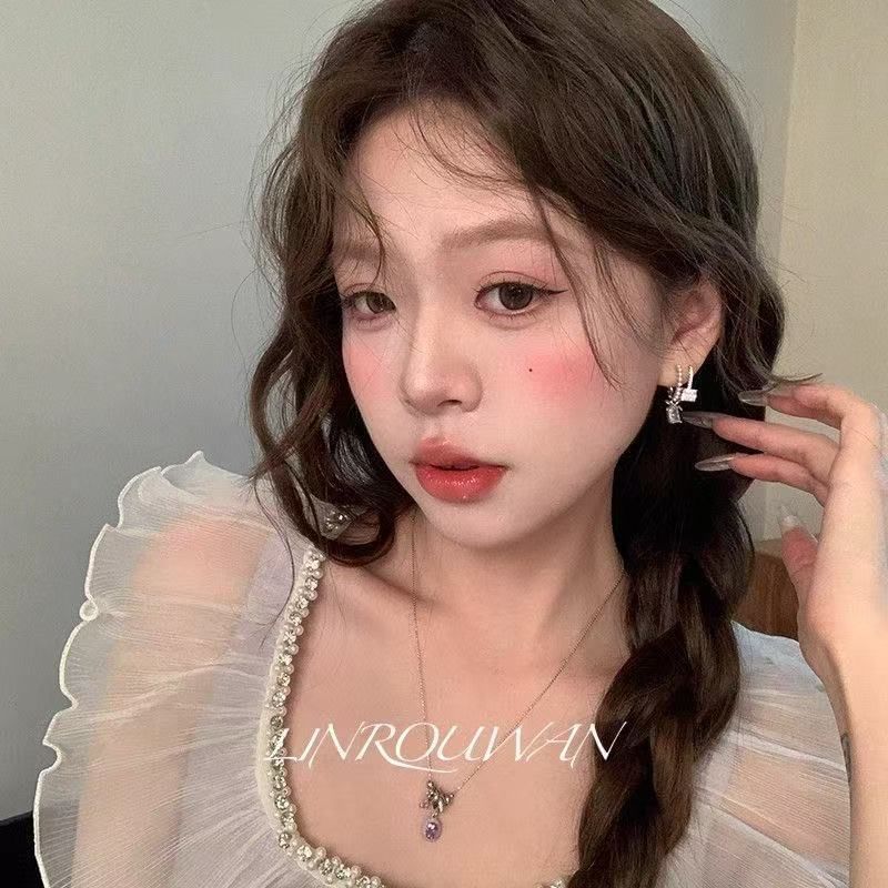 Rhinestone Alloy Drop Earring