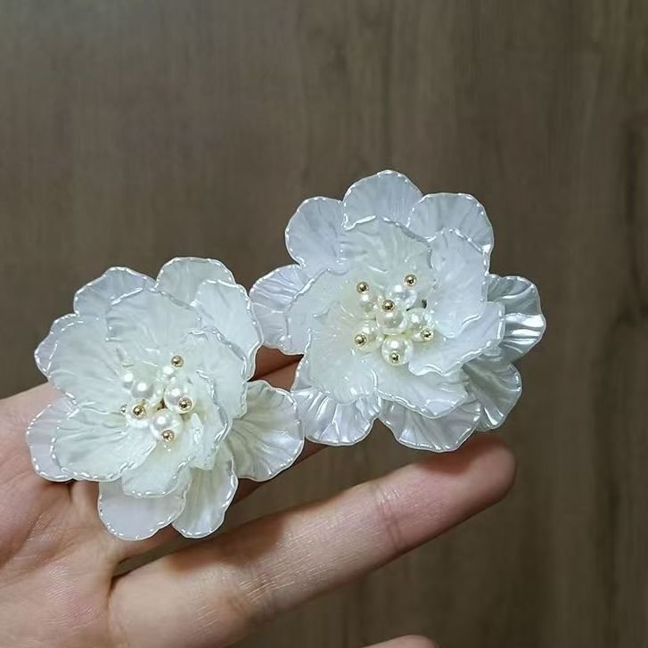 Faux Statement Pearl Earring Alloy Floral