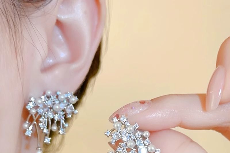 Stud Earring Faux Pearl Firework Rhinestone Alloy
