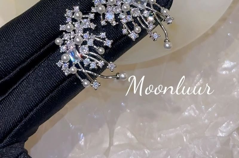 Stud Earring Faux Pearl Firework Rhinestone Alloy