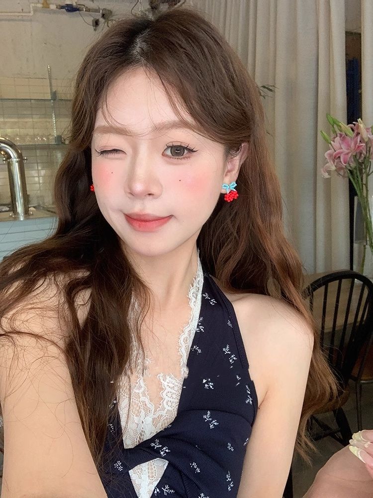 Stud Earring Cherry Bead
