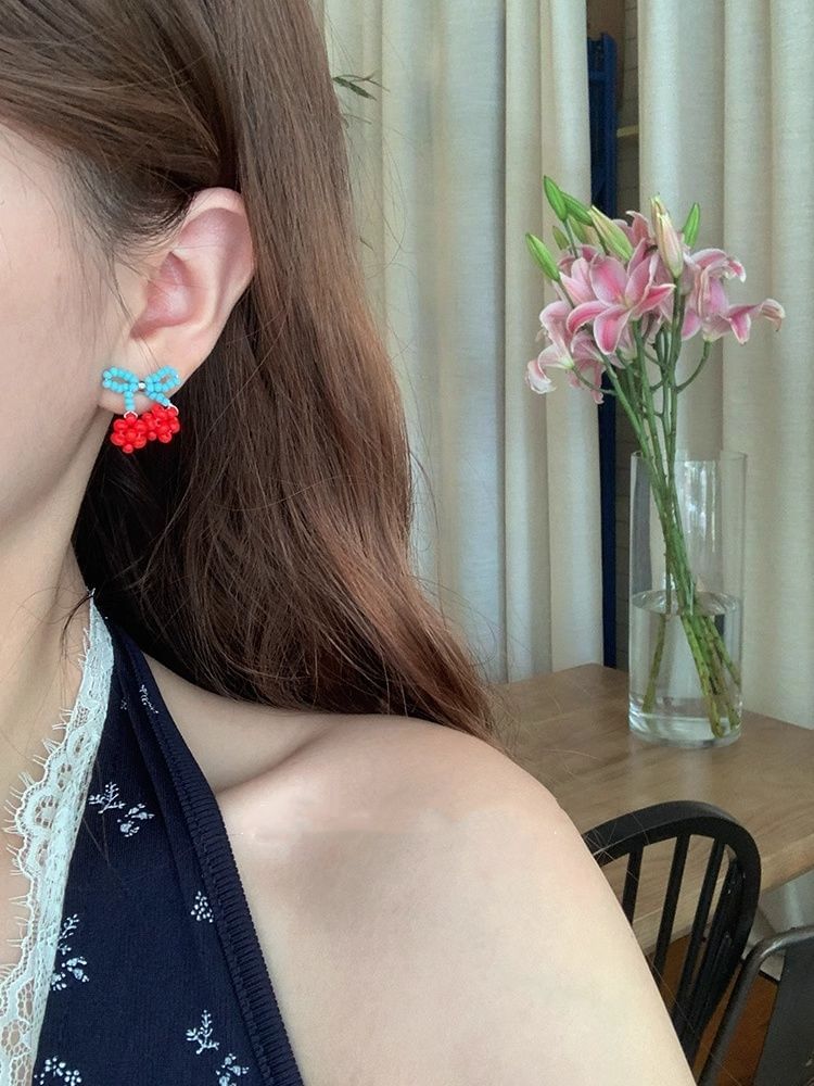 Stud Earring Cherry Bead