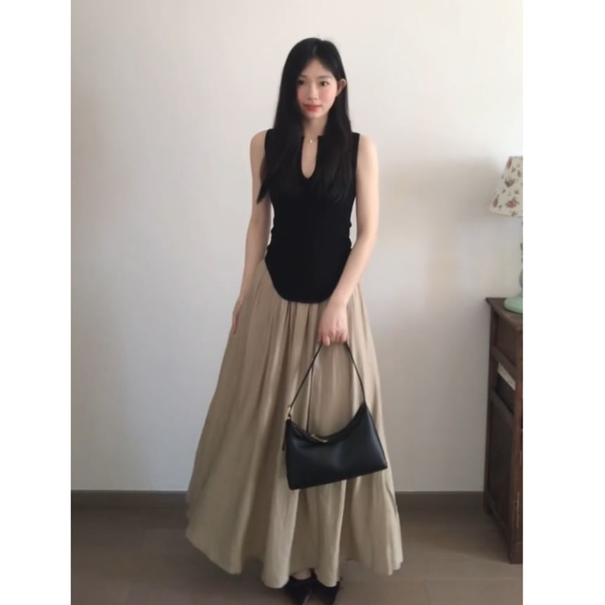 High-Rise Plain Maxi Flared Skirt