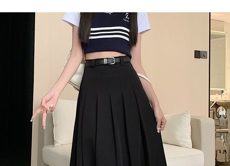 Pleated Midi Flared Skirt with High Rise and Plain Design